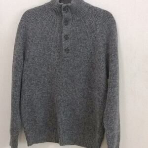 Banana Republic Sweater -Extra Fine Wool Four Front Buttons Sz M